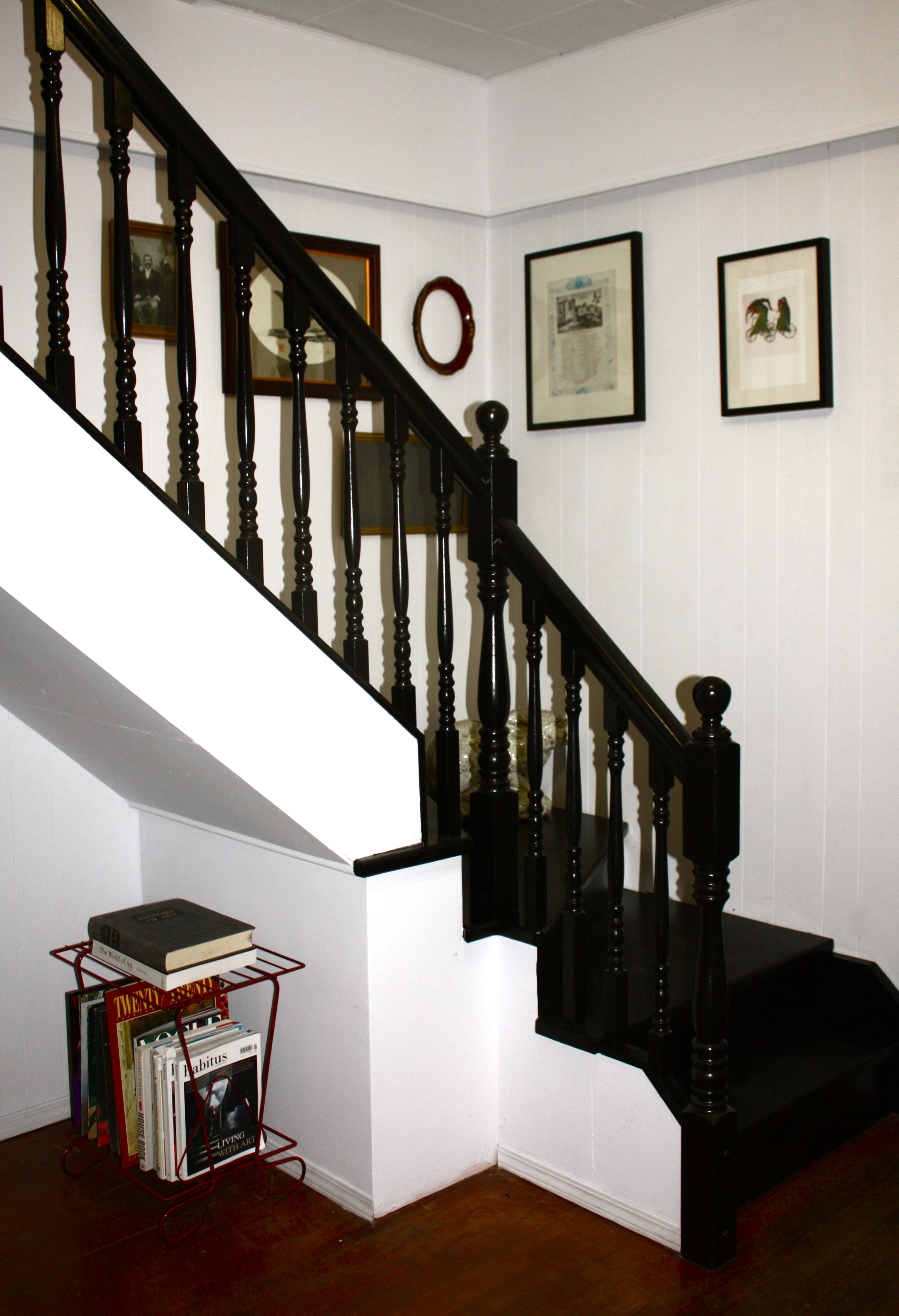 How to paint a staircase black | Googled Then Oogled